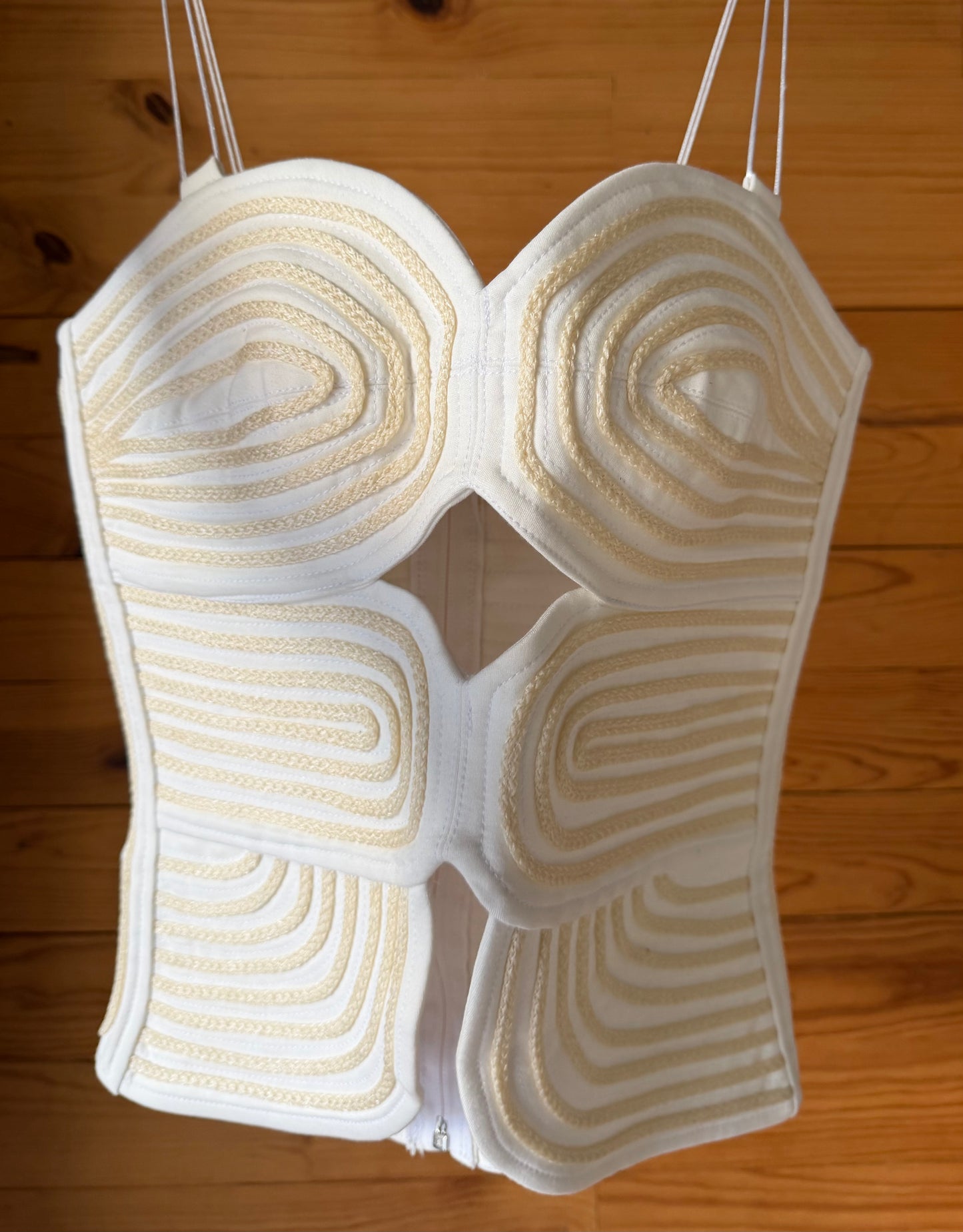 Top marfil con flap