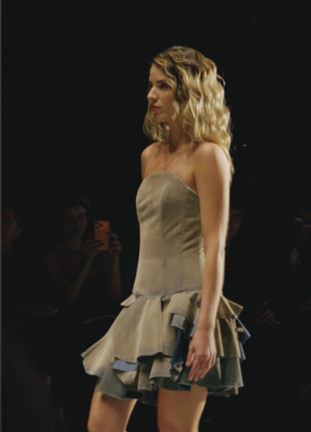 VESTIDO CORTO TERCIOPELO Y MEZCLILLA