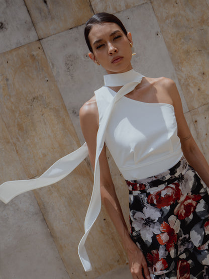 BLUSA UN HOMBRO CON ESTOLA