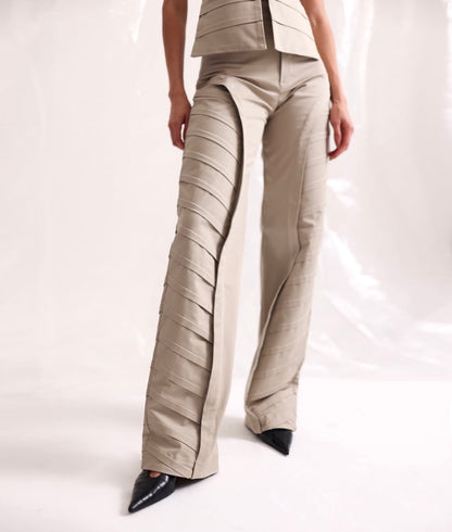 Set top y pantalón con diseño en lineas