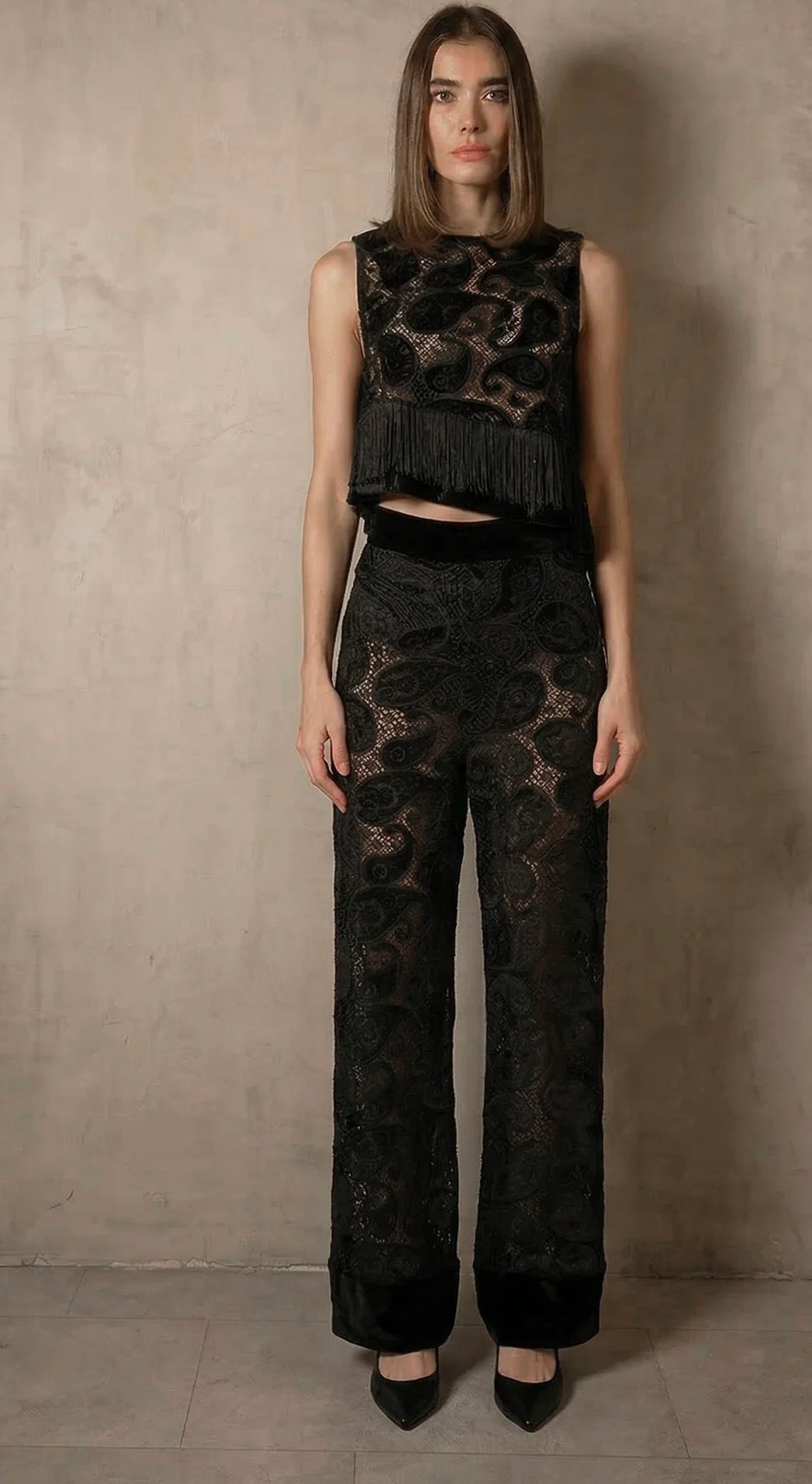 Set pantalón y top de encaje con terciopelo