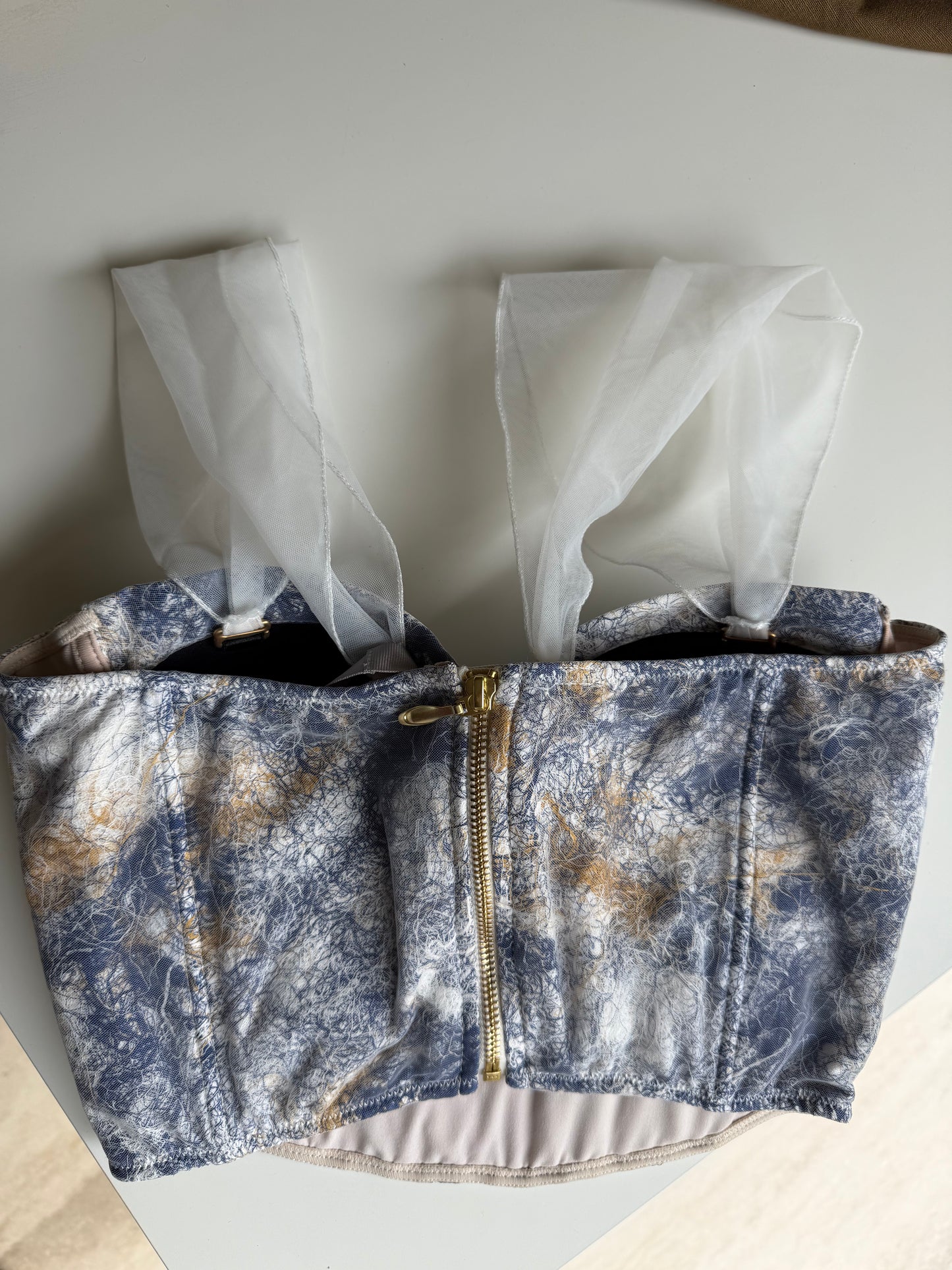 CORSET HEBRAS AZULES CON BLANCO