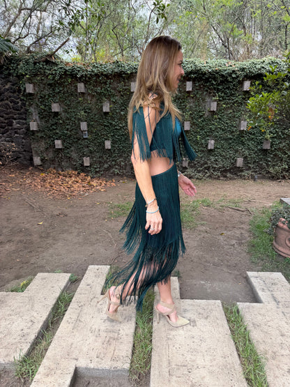 VESTIDO CUT OUT FLECOS LARGOS
