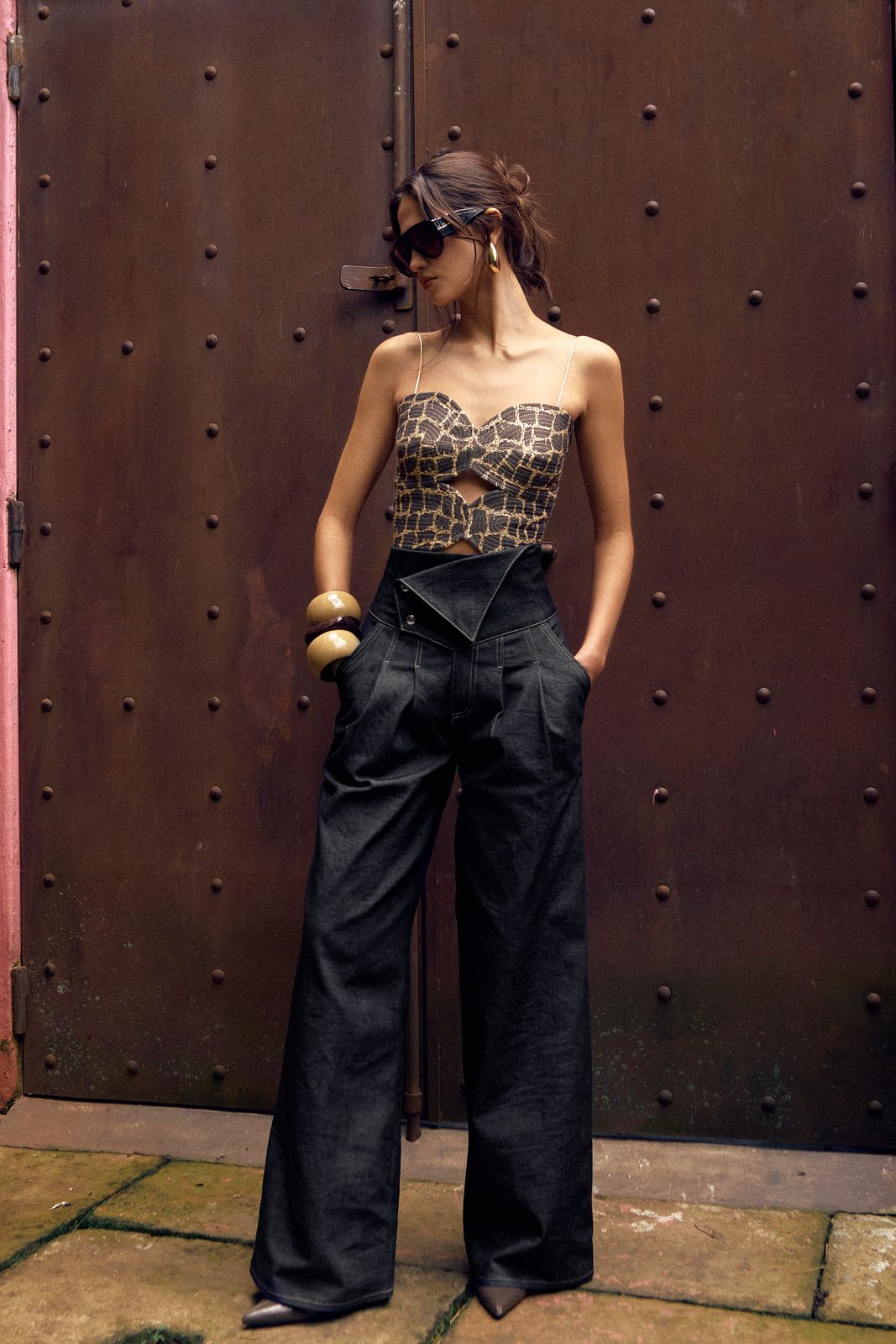 Pantalón denim con doblez en cintura
