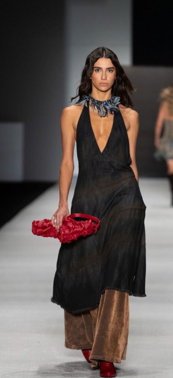VESTIDO HALTER MEZCLILLA
