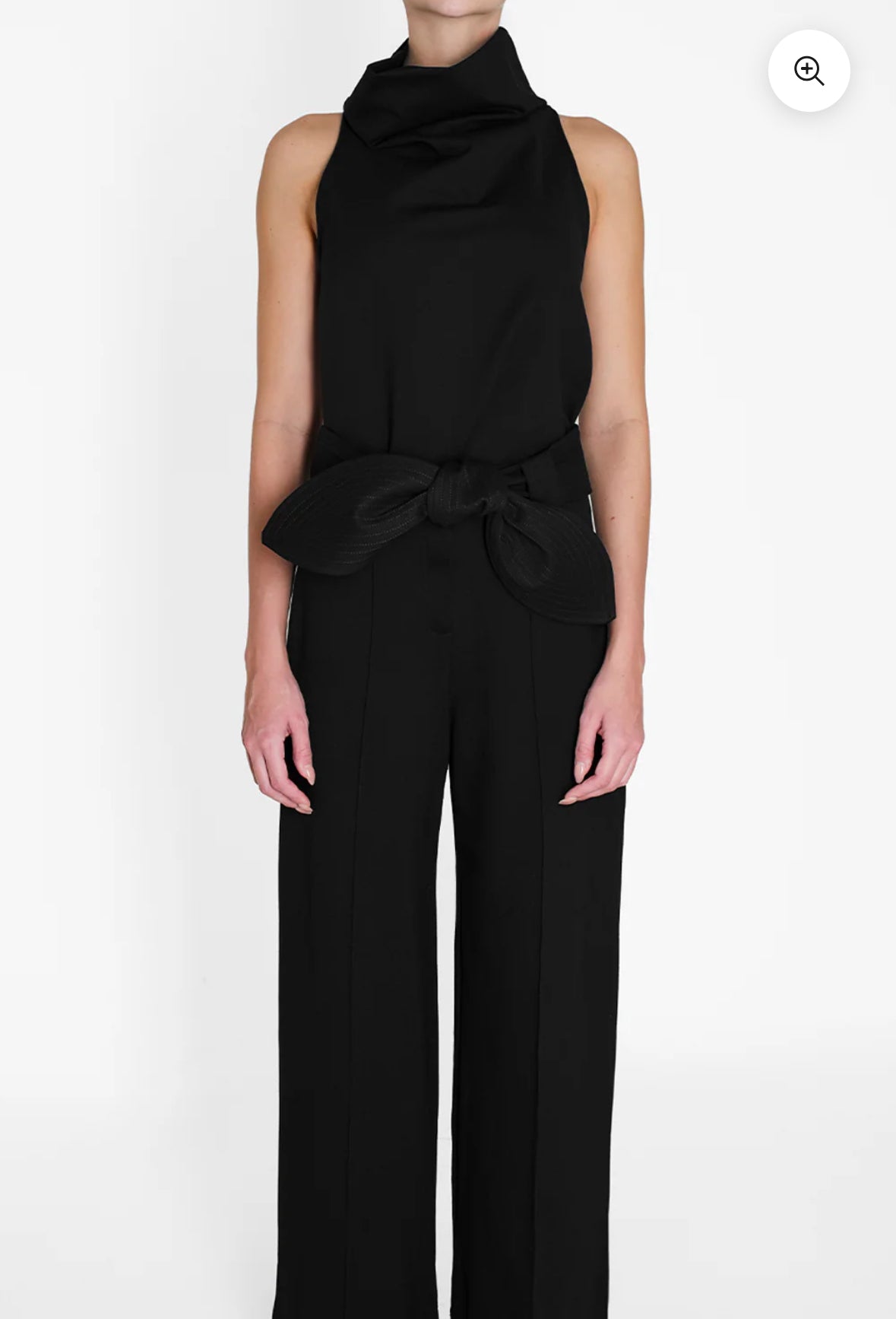 Blusa cuello alto sin mangas